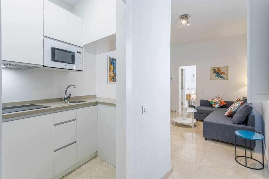Santa Cruz Parking Incluido Apartment เซบีญา ภายนอก รูปภาพ