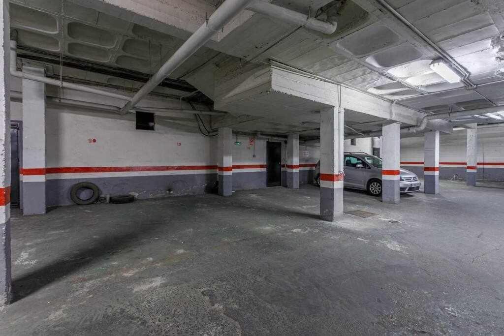 Santa Cruz Parking Incluido Apartment เซบีญา ภายนอก รูปภาพ