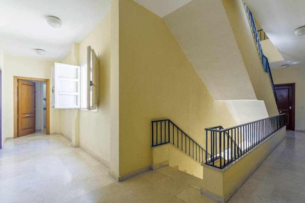 Santa Cruz Parking Incluido Apartment เซบีญา ภายนอก รูปภาพ